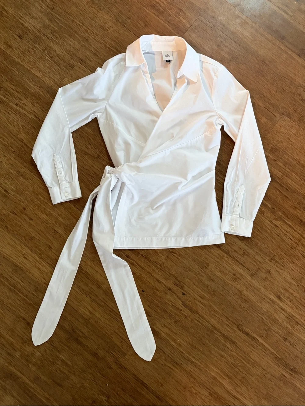 Cabi Crisp White Long Sleeve Structured Tie Wrap Blouse Shirt Sz S - Picture 4 of 6